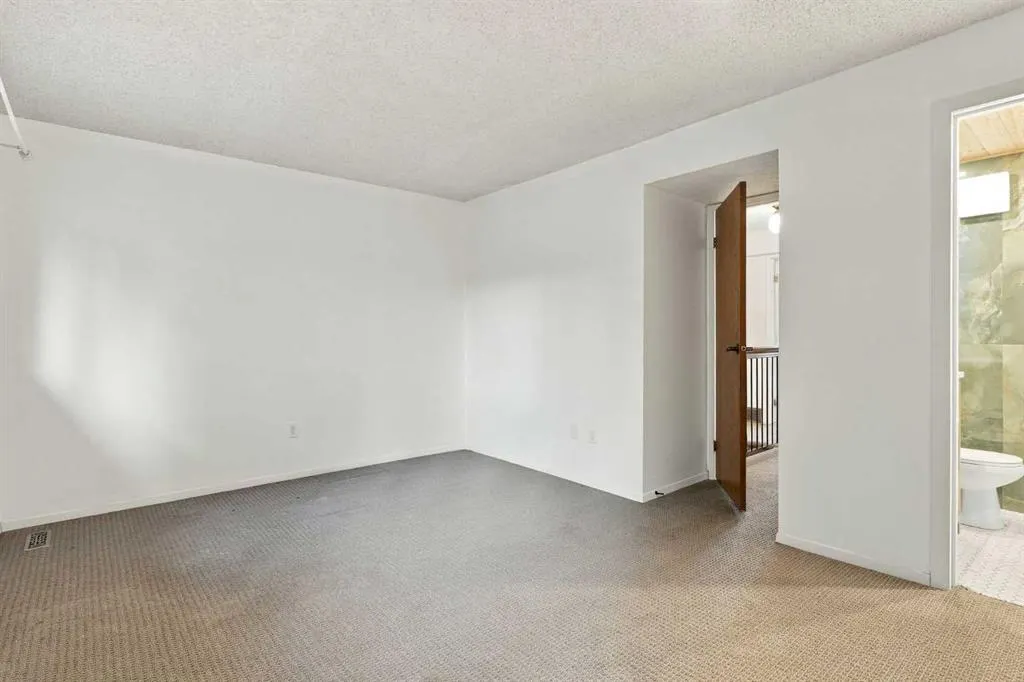 69 Glamis Gardens SW