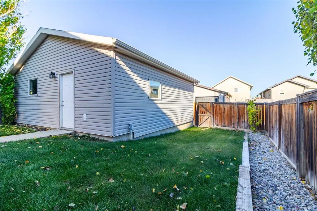 454 Twinriver Road W