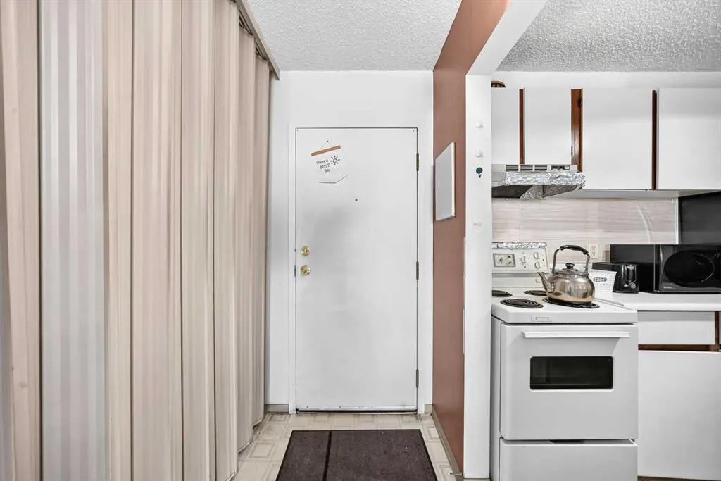 221 6 Avenue SE #2110