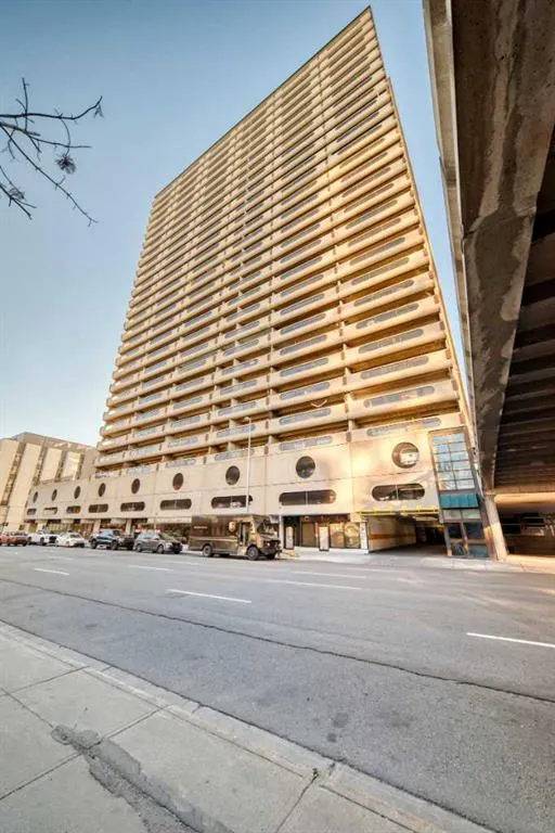 221 6 Avenue SE #2110