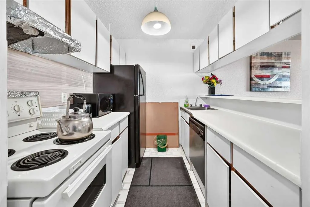 221 6 Avenue SE #2110