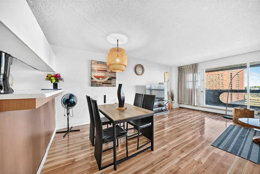 221 6 Avenue SE #2110