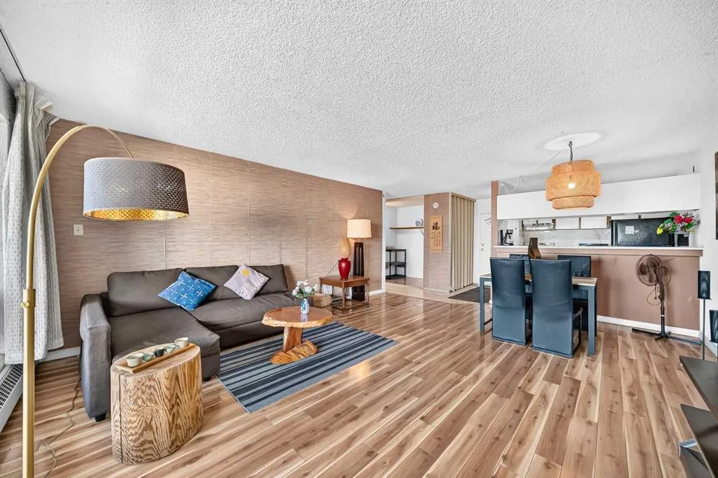 221 6 Avenue SE #2110