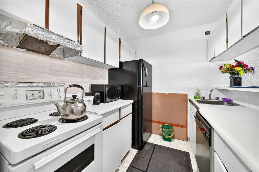 221 6 Avenue SE #2110