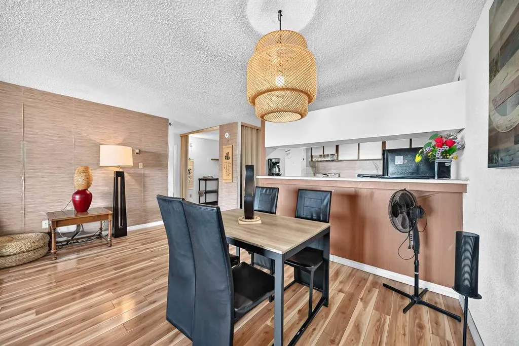 221 6 Avenue SE #2110