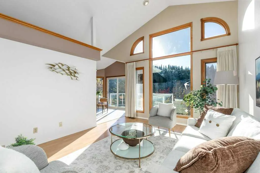 70 Riverview Circle