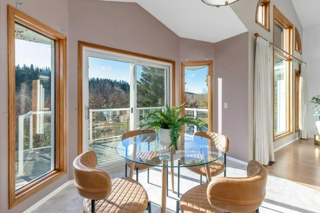 70 Riverview Circle