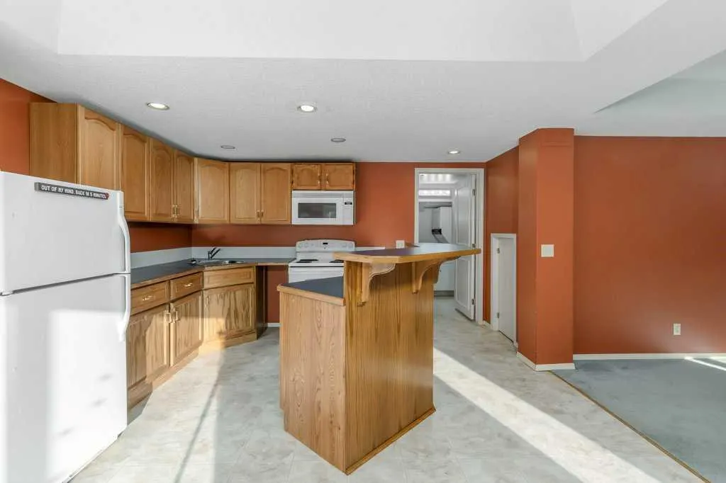 70 Riverview Circle