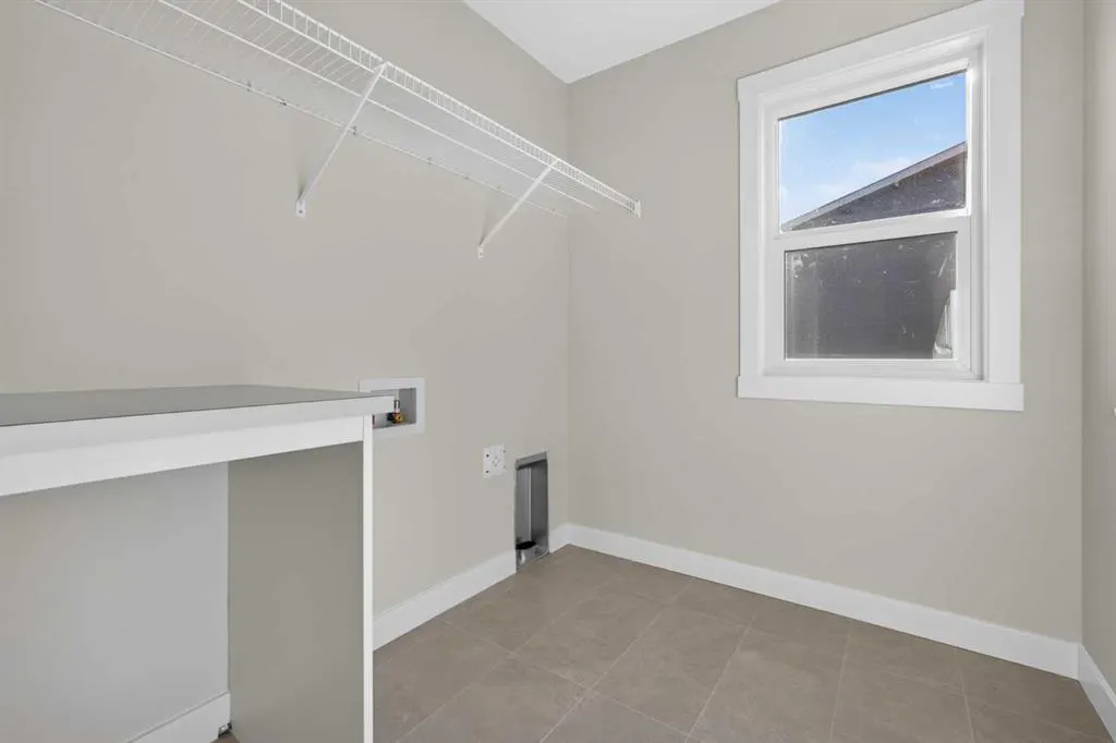 77 Royston Gardens NW