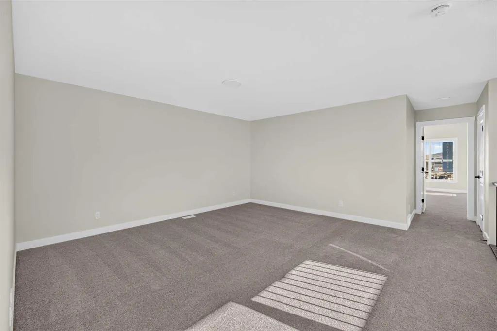 77 Royston Gardens NW