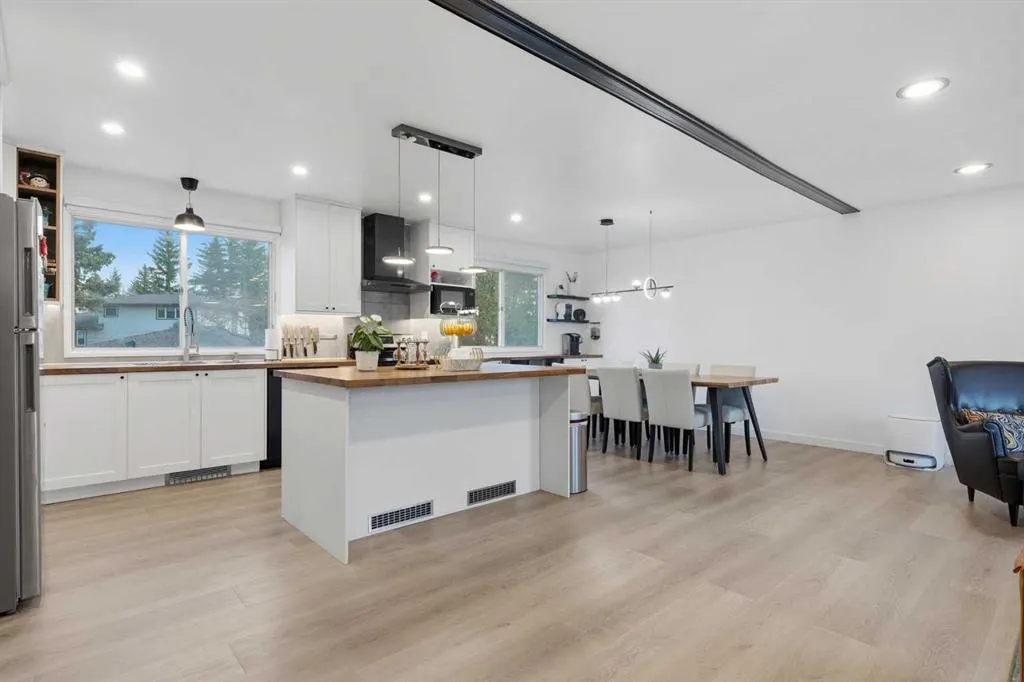 11116 Southdale Road SW