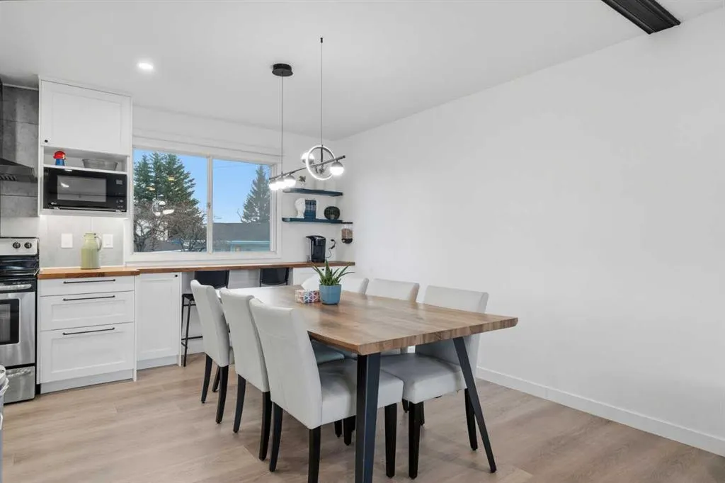 11116 Southdale Road SW