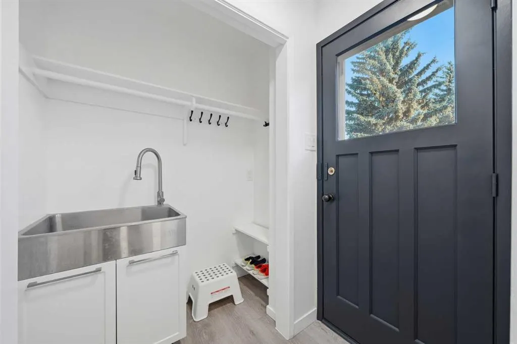 11116 Southdale Road SW