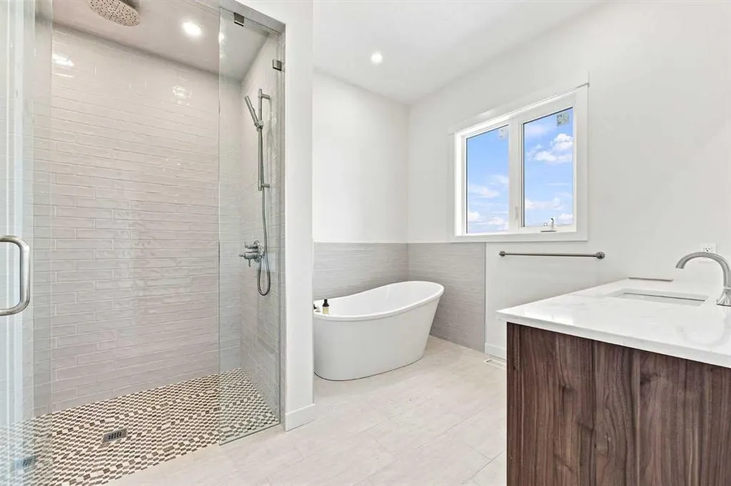 243 Red Tail Ridge SE