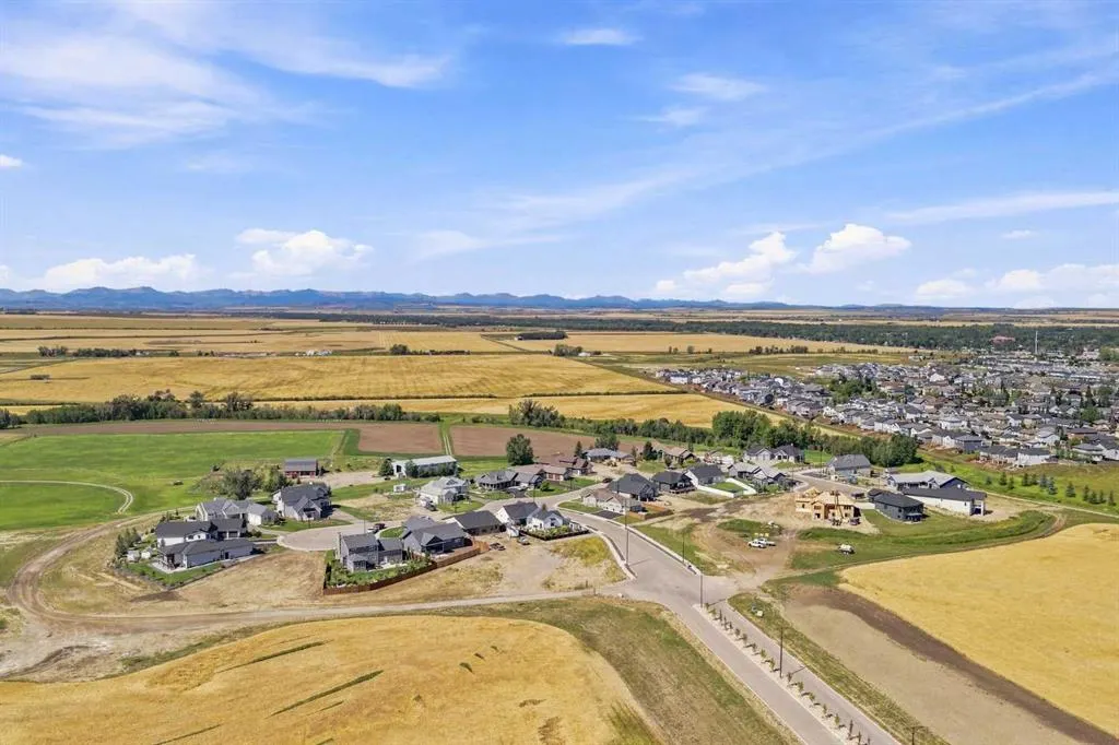 243 Red Tail Ridge SE