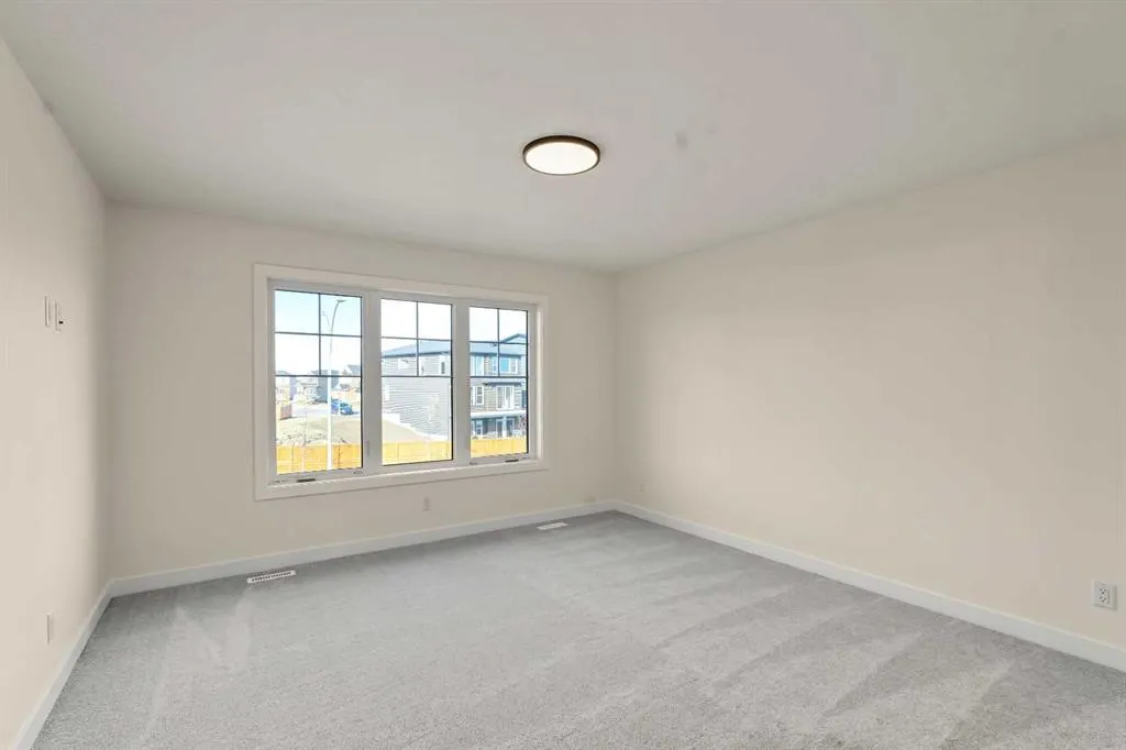 129 Bridgeport Gate