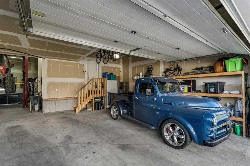 281 Boulder Creek Crescent SE