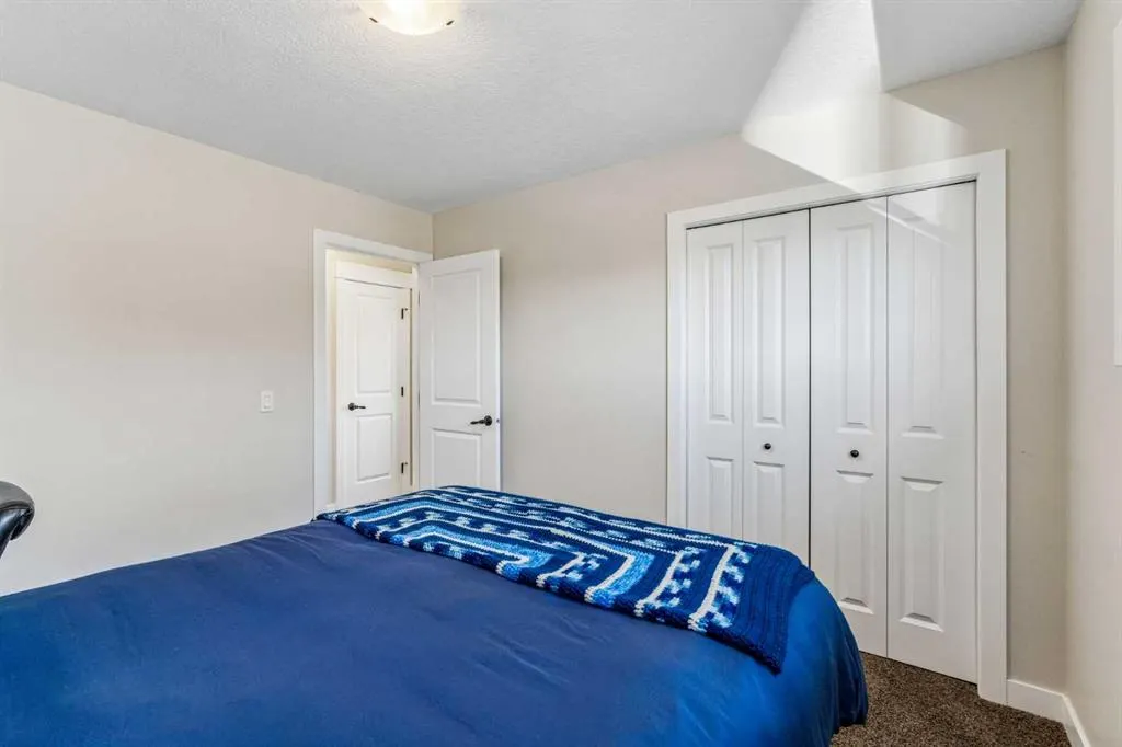281 Boulder Creek Crescent SE