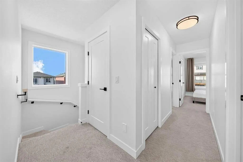 4 Heritage Lane