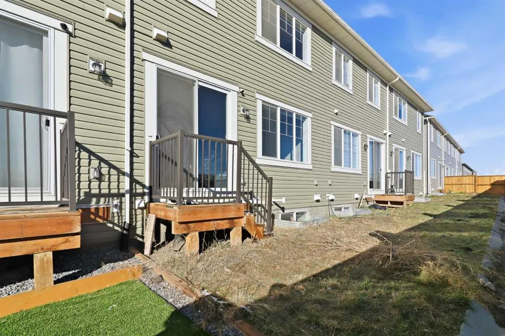 124 Cityline Square NE