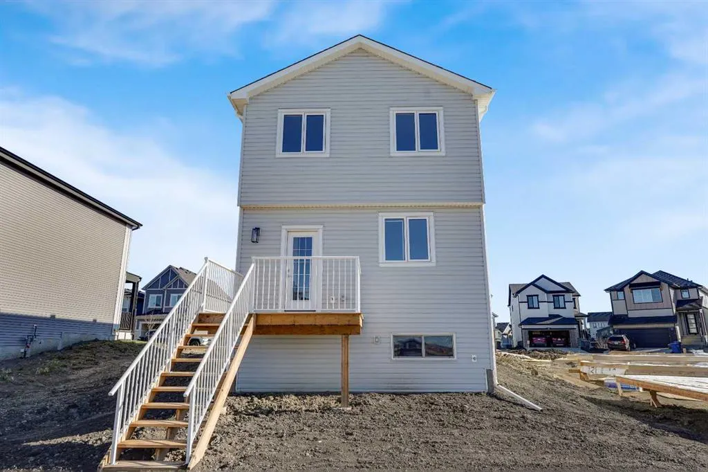 148 Monarch Bend