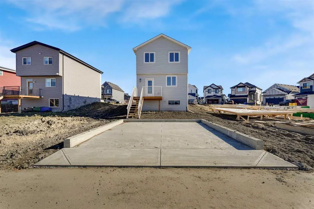 148 Monarch Bend