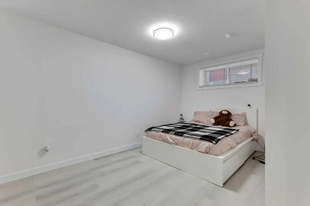 87 Brightonstone Passage SE