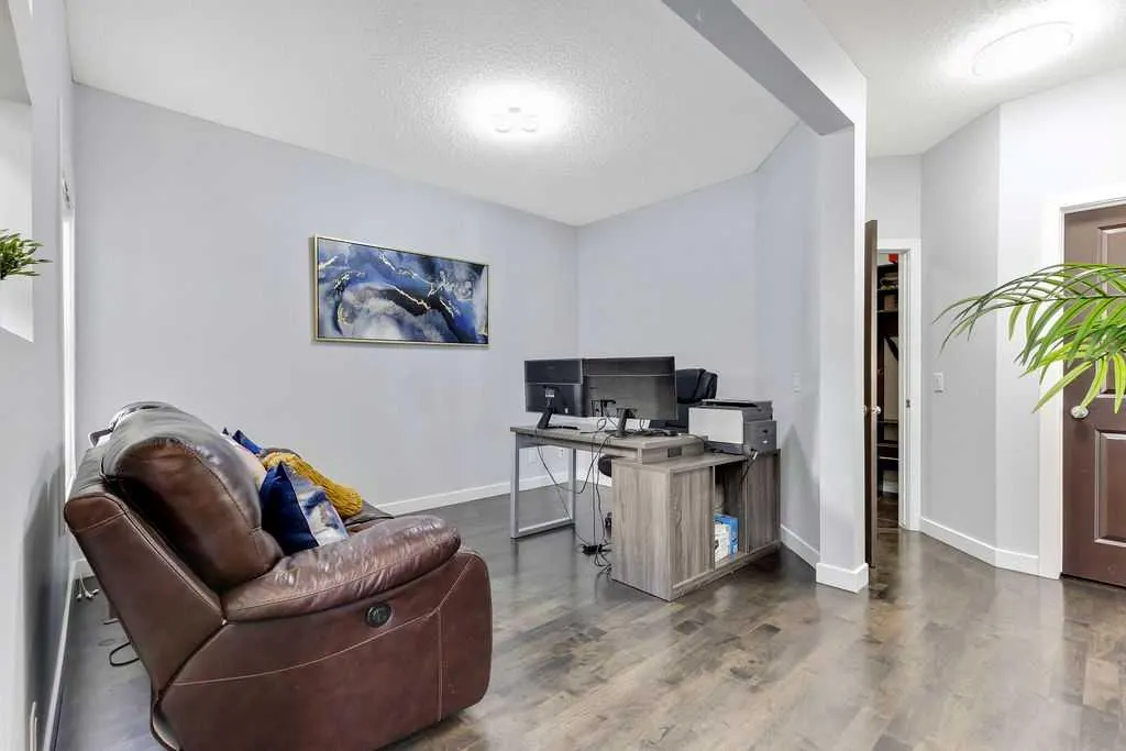 87 Brightonstone Passage SE
