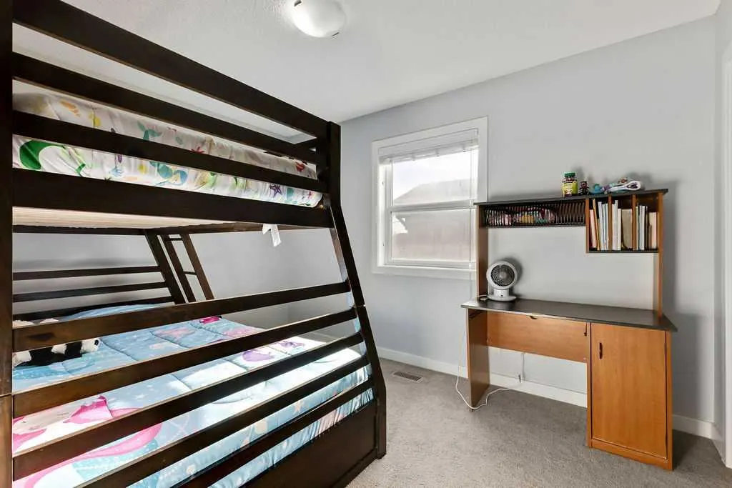 87 Brightonstone Passage SE