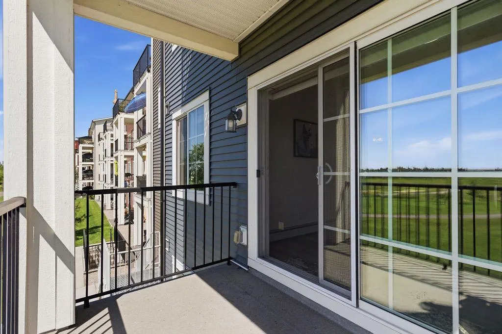 99 Copperstone Park SE #3209