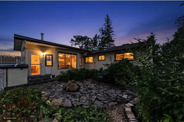 28 Franklin Drive SE