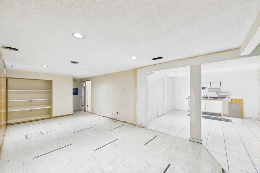28 Franklin Drive SE