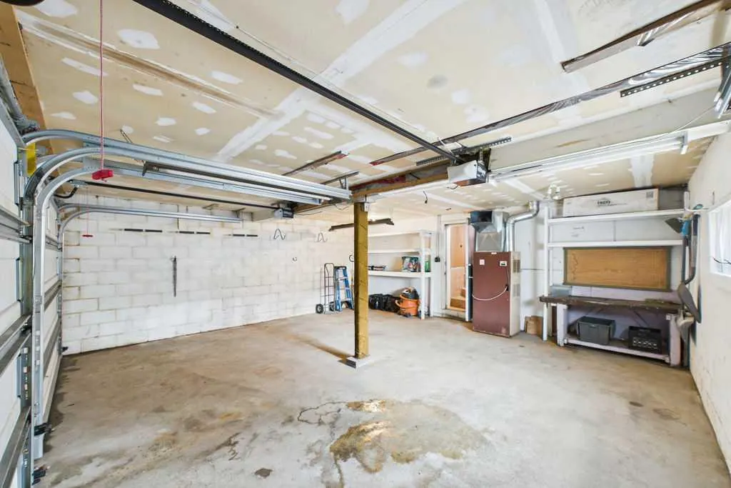 28 Franklin Drive SE