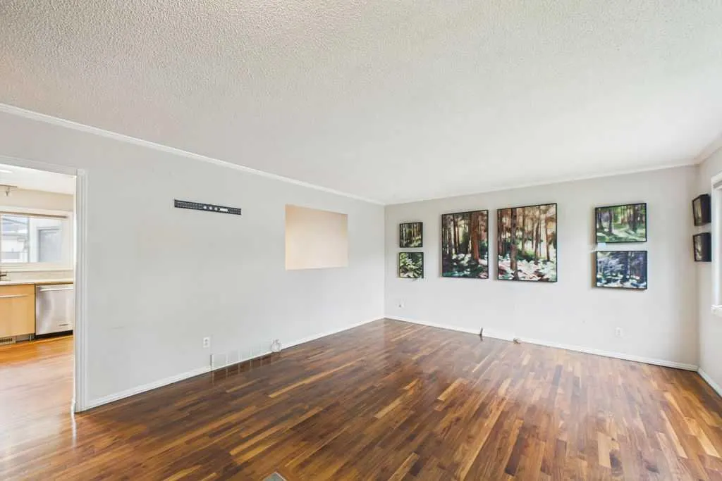 28 Franklin Drive SE