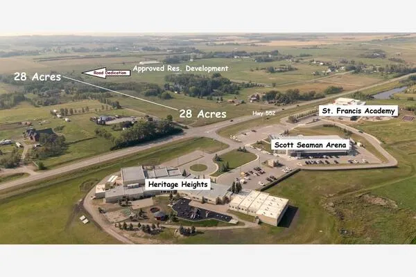 28 Acres Highway 552 East