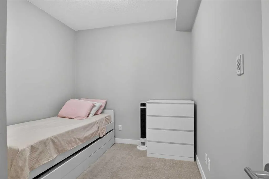 10 Walgrove SE #217
