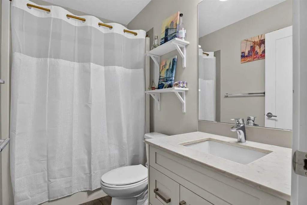 10 Walgrove SE #217