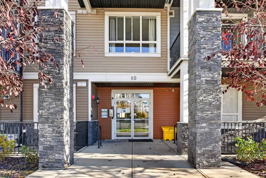10 Walgrove SE #217