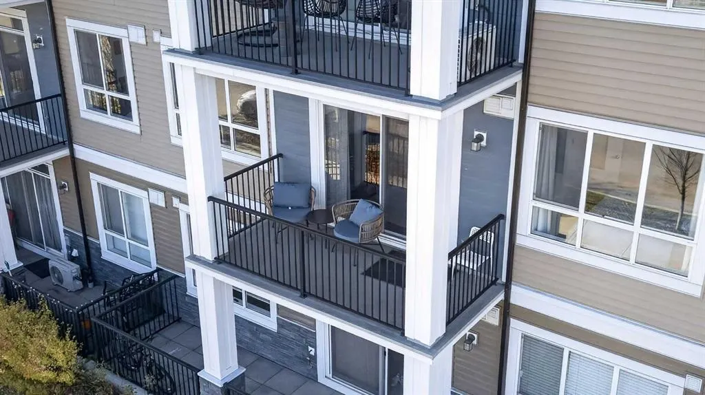 10 Walgrove SE #217