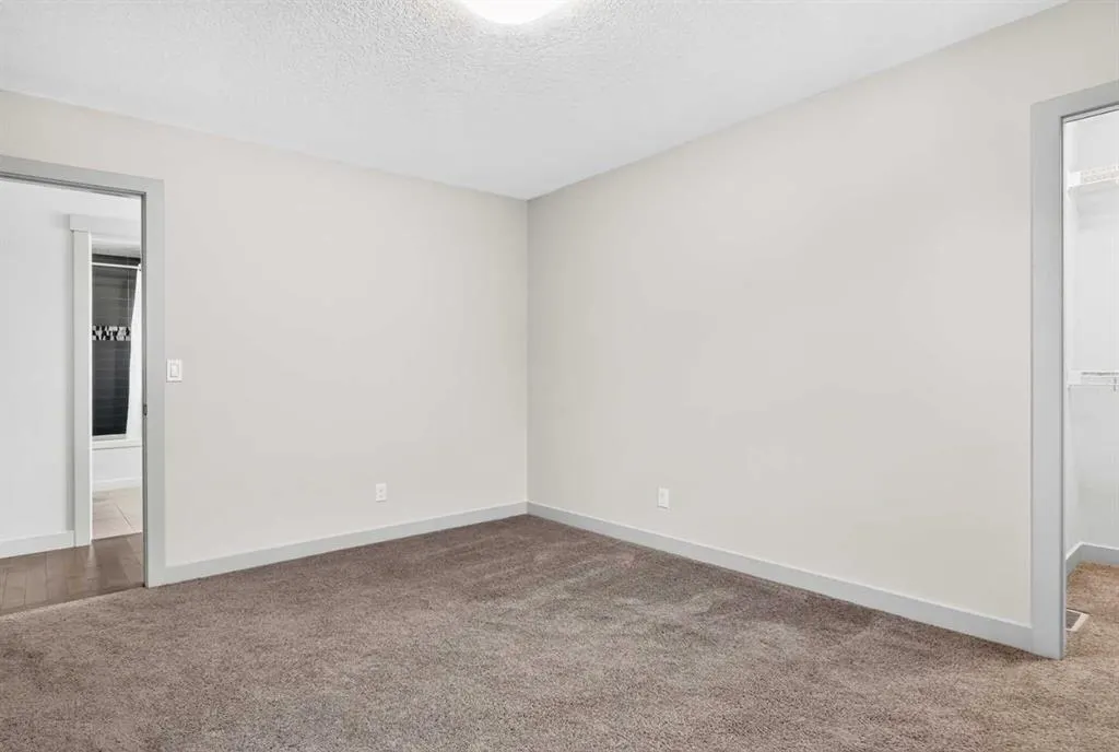 78 Cranarch View SE