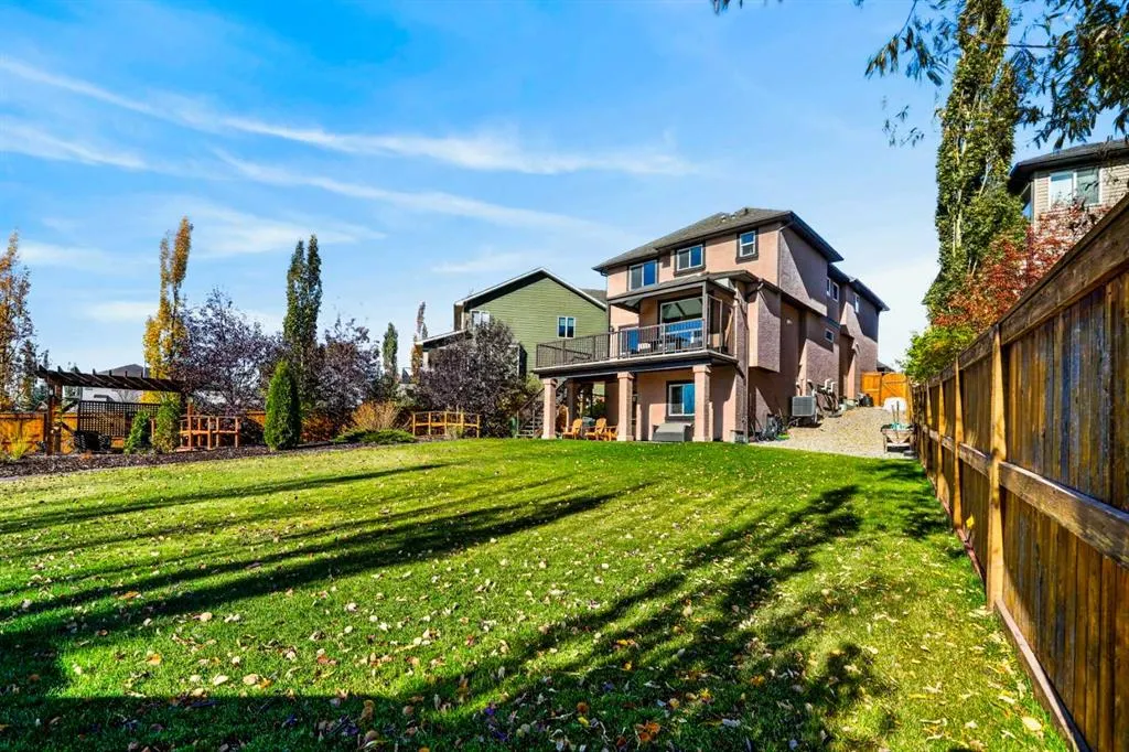 78 Cranarch View SE
