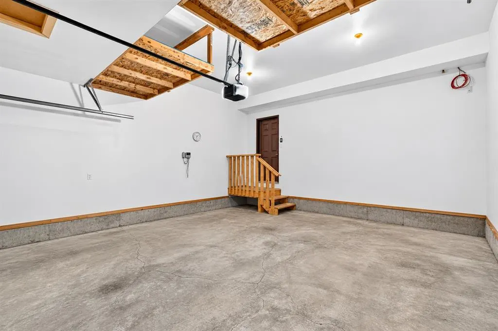 78 Cranarch View SE