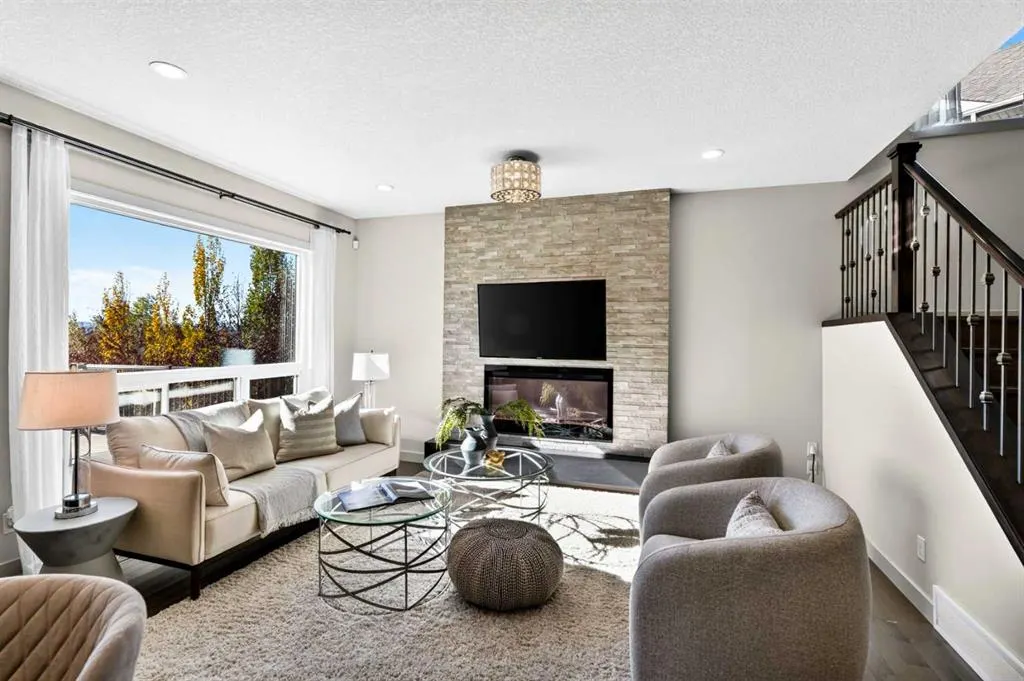 78 Cranarch View SE