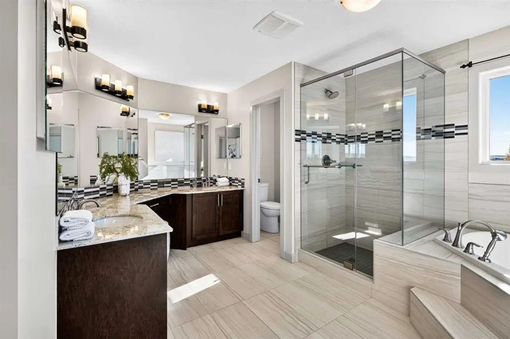 78 Cranarch View SE
