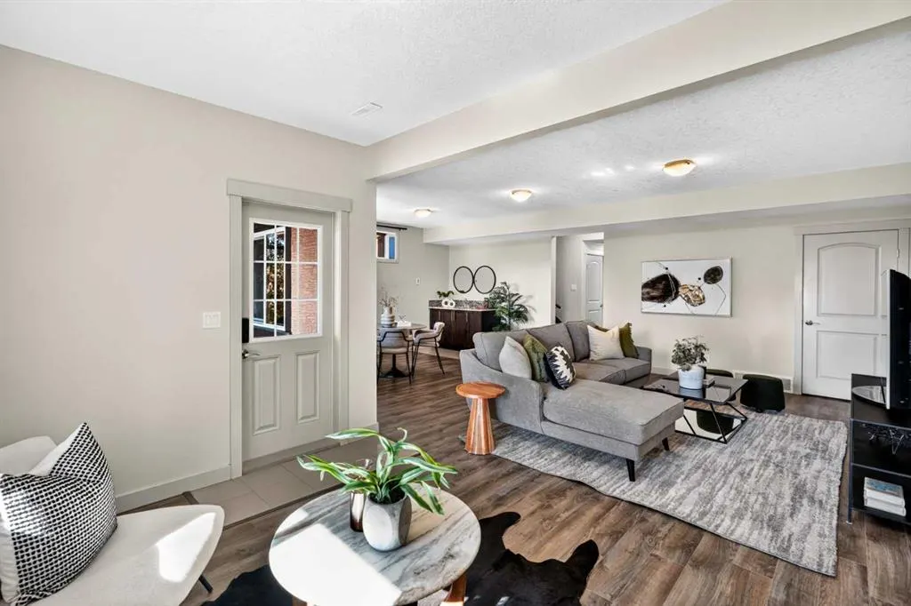 78 Cranarch View SE