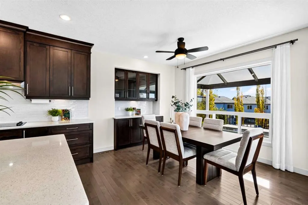 78 Cranarch View SE