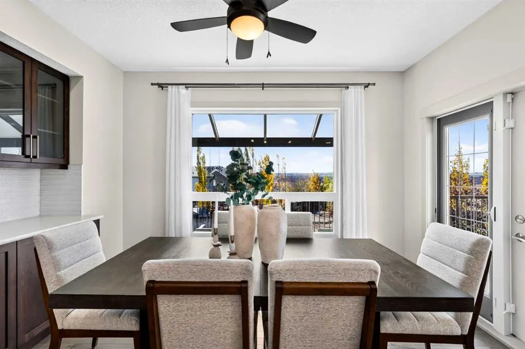 78 Cranarch View SE
