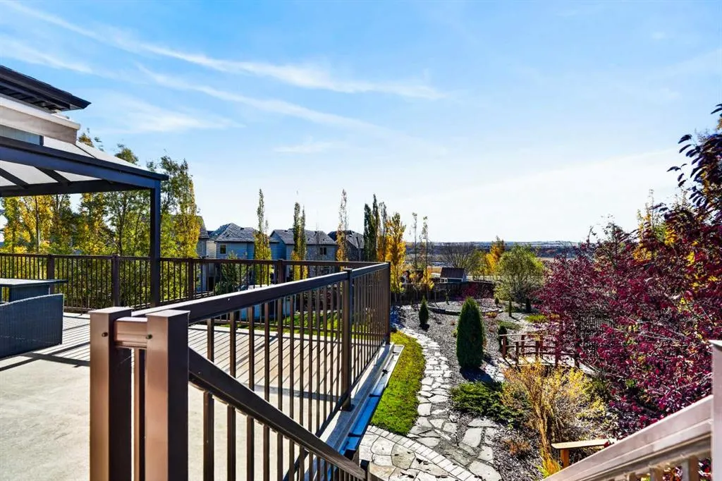 78 Cranarch View SE