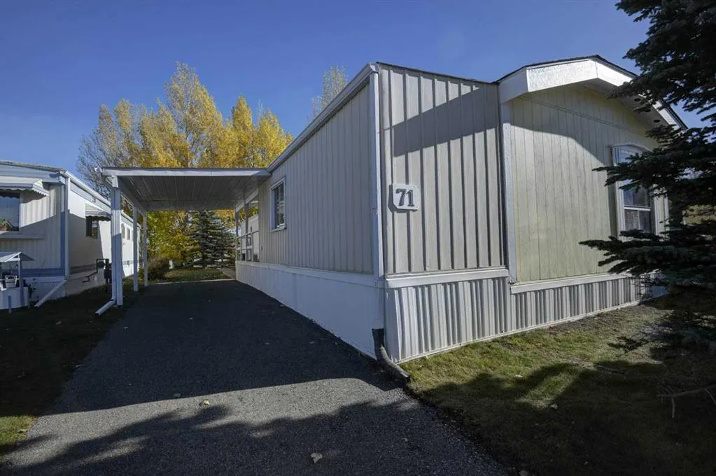 99 Arbour Lake Road NW #71
