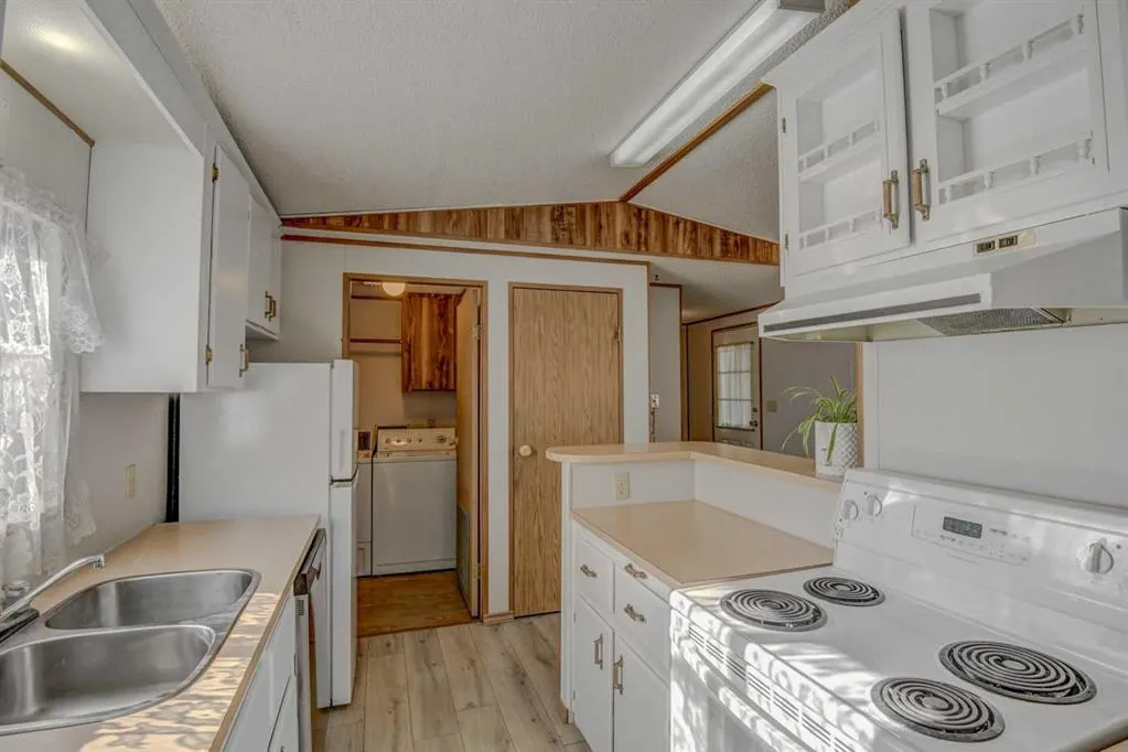 99 Arbour Lake Road NW #71